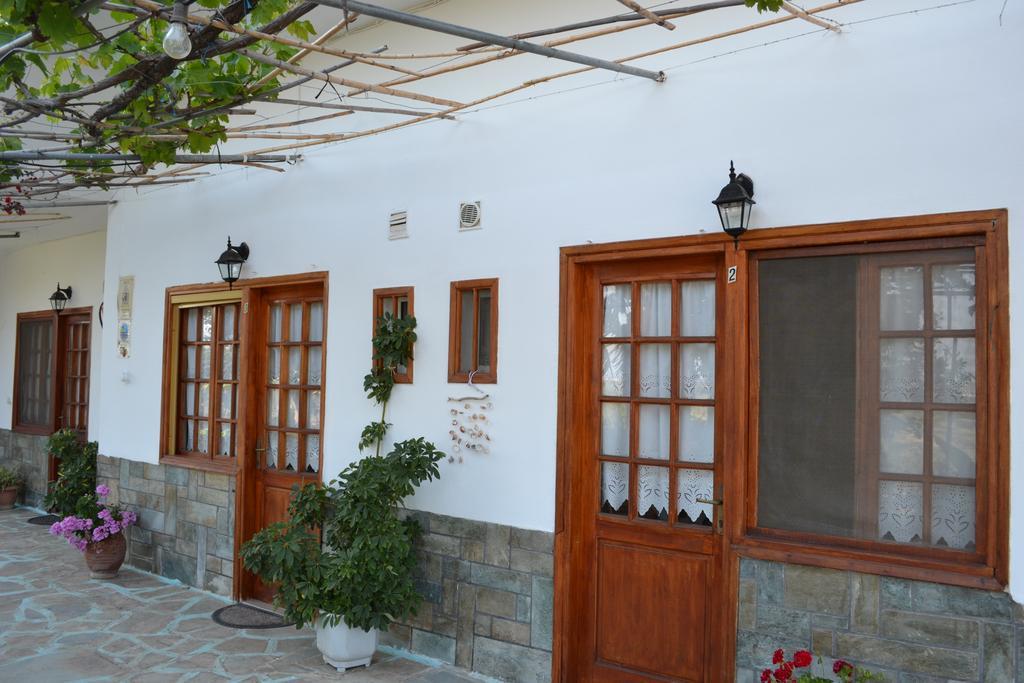 Dimitras House Apartment